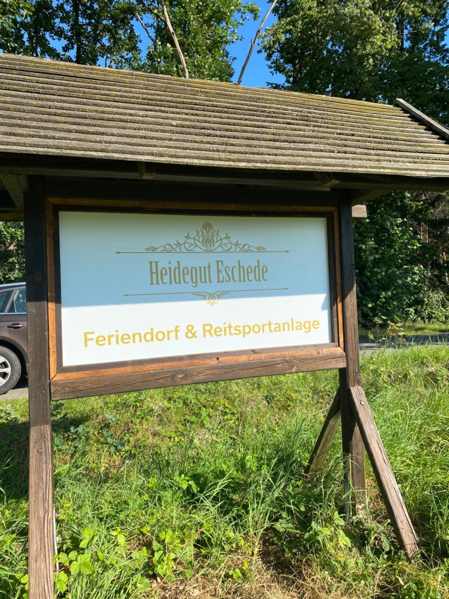 Heidegut Eschede Reitsportanlage Und Feriendorf المظهر الخارجي الصورة
